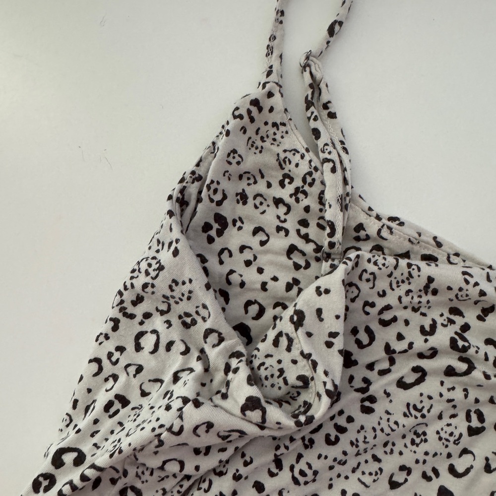 4/$25 Z Supply Black and off white cheetah Ruched Camisole sz M - Picture 4 of 5
